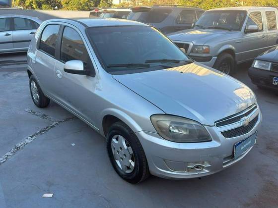 CHEVROLET CELTA 1.0 MPFI LT 8V FLEX 4P MANUAL CHEVROLET CELTA 1.0 MPFI LT 8V FLEX 4P MANUAL